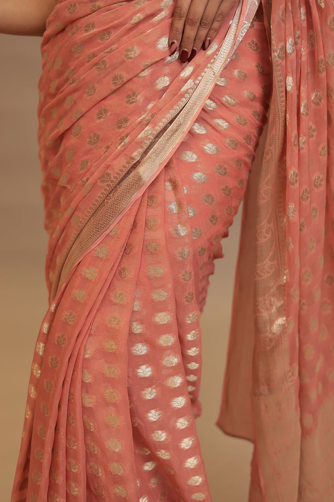Weaving Banarasi Chiffon Saree