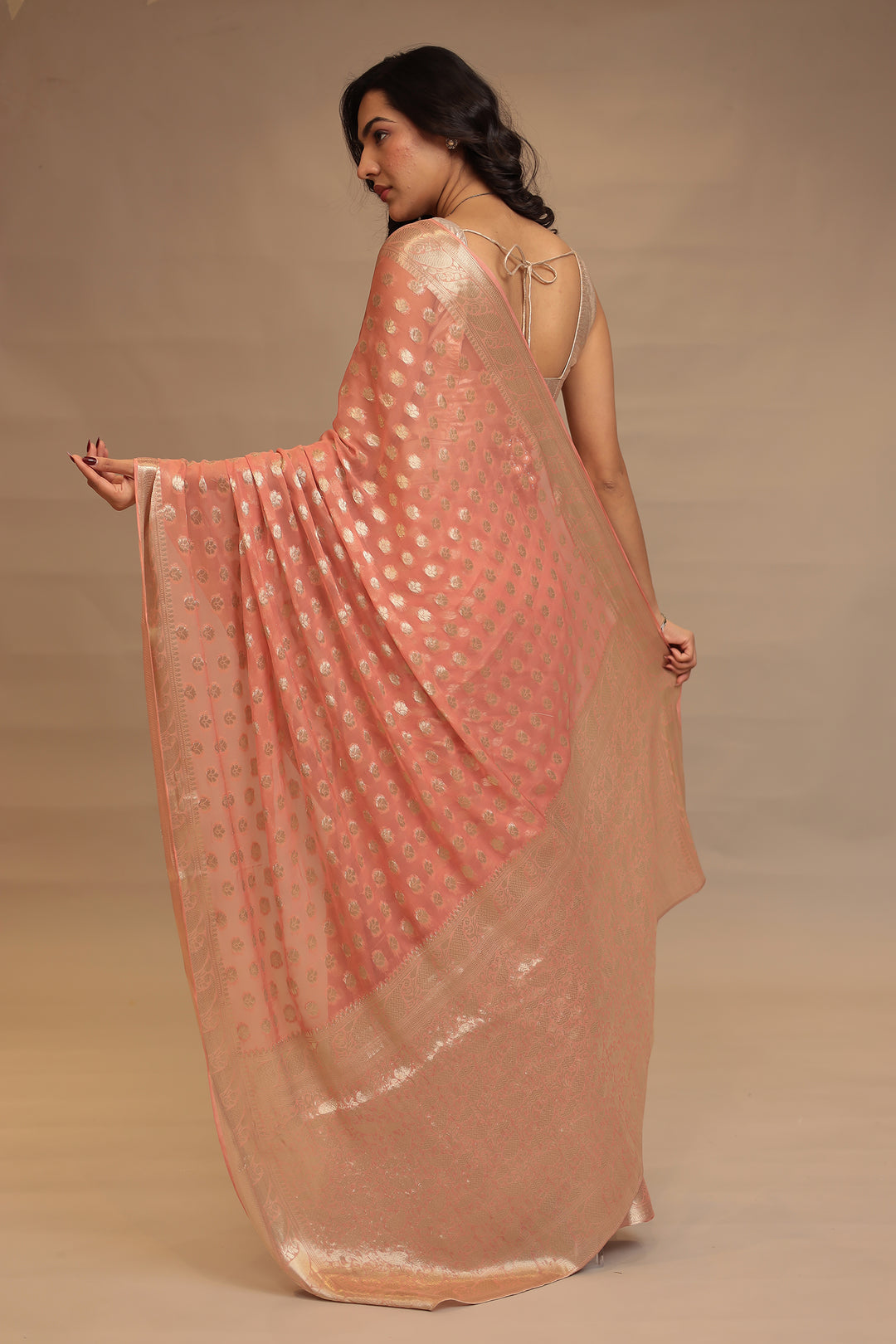 Weaving Banarasi Chiffon Saree