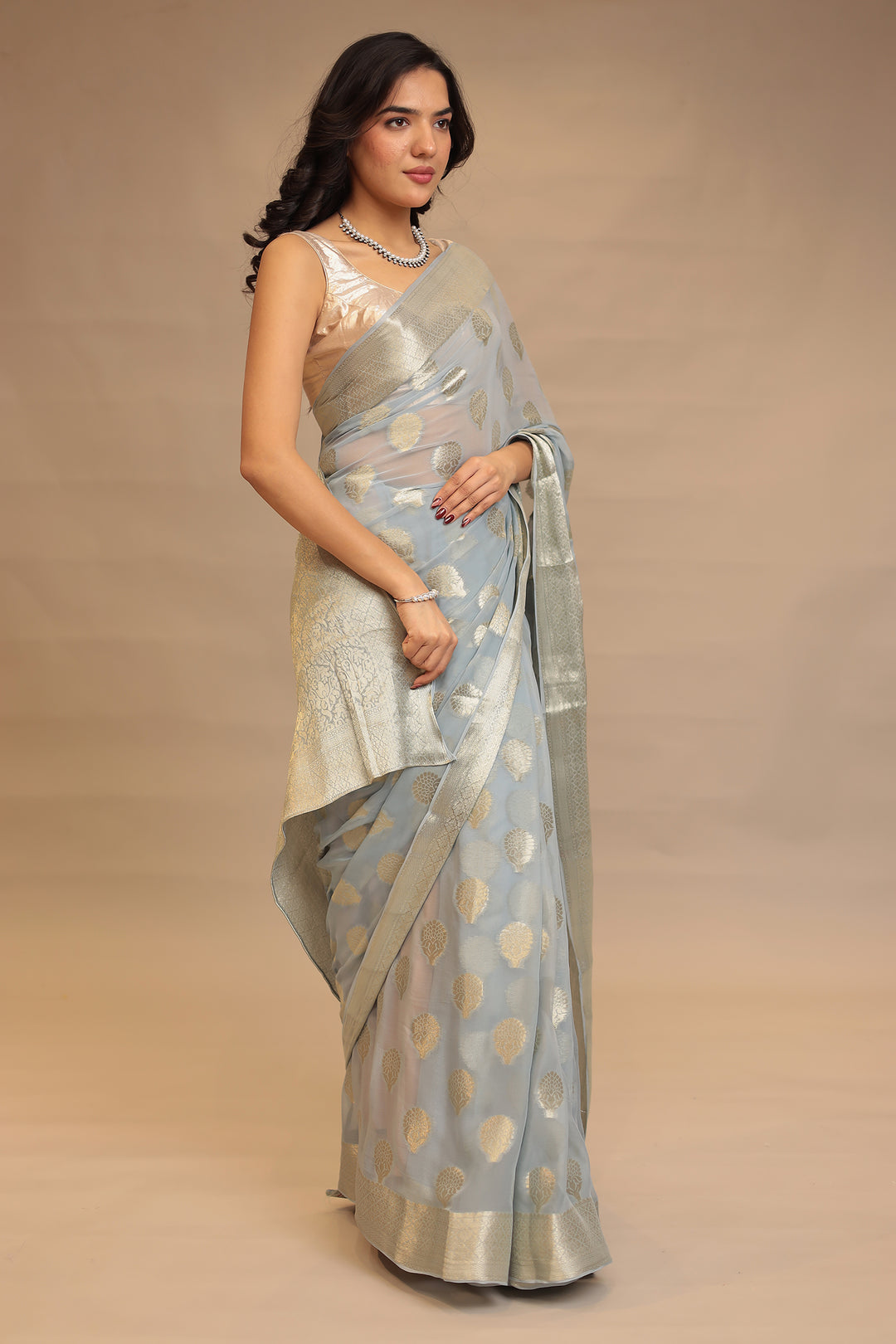 Weaving Banarasi Chiffon Saree