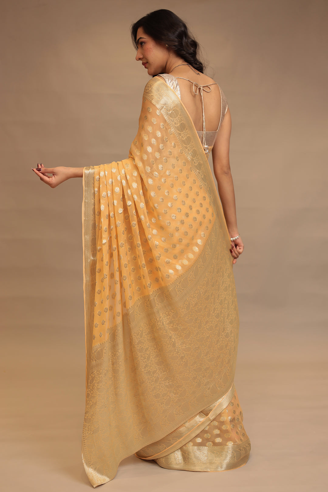 Weaving Banarasi Chiffon Saree