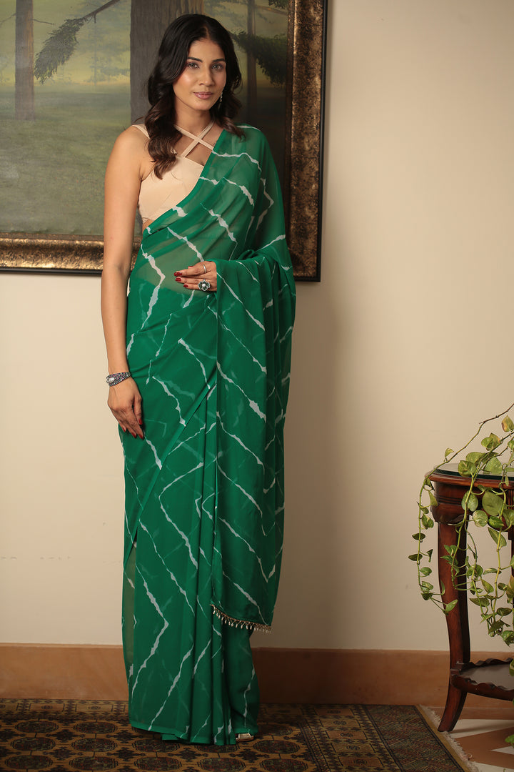 Leheriya Georgette Saree with Tassels work.