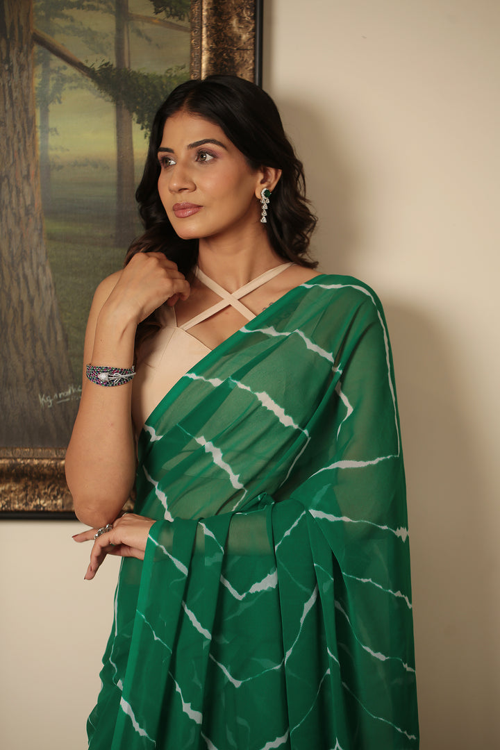 Leheriya Georgette Saree with Tassels work.