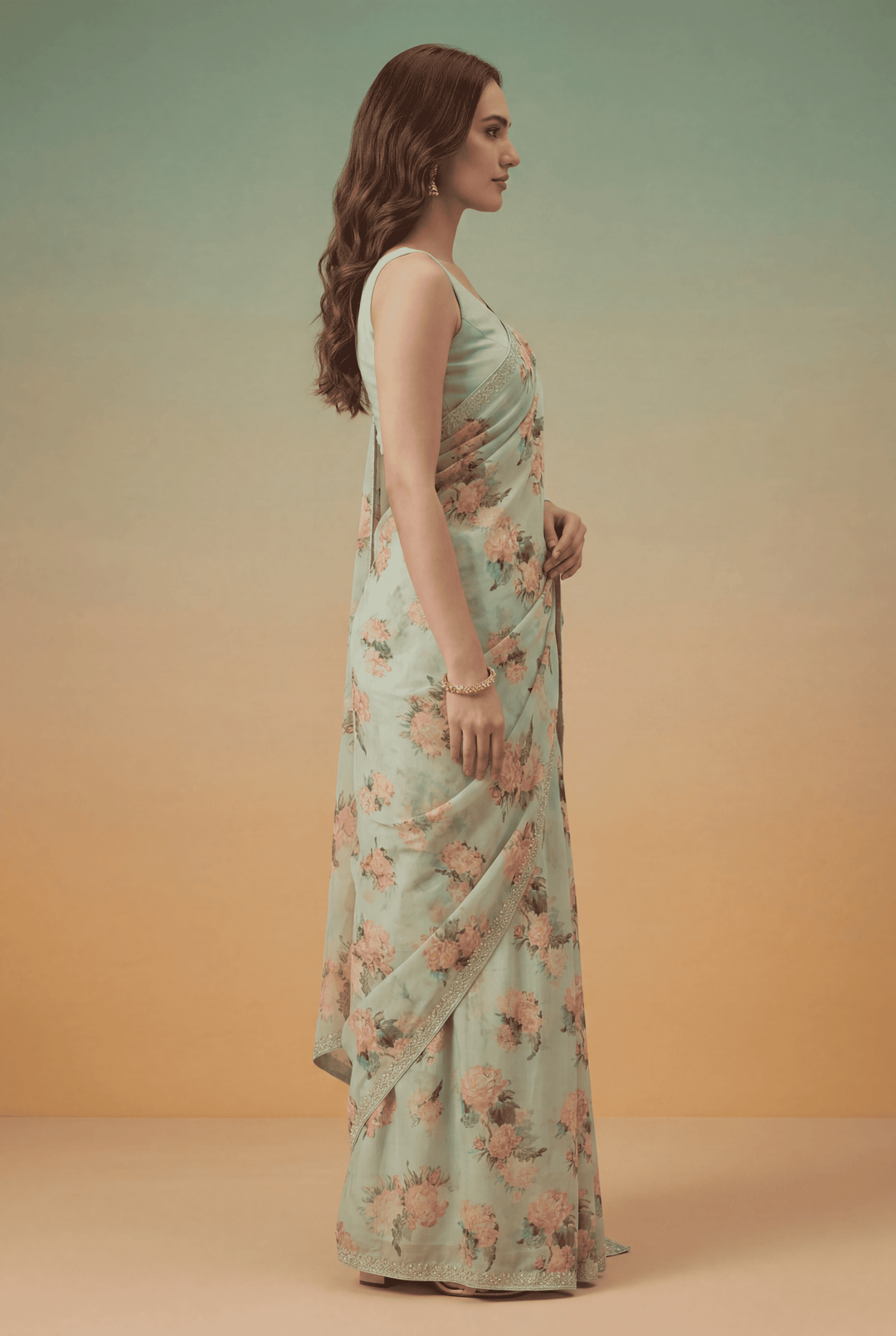 Printed Georgette Saree with Zari work.