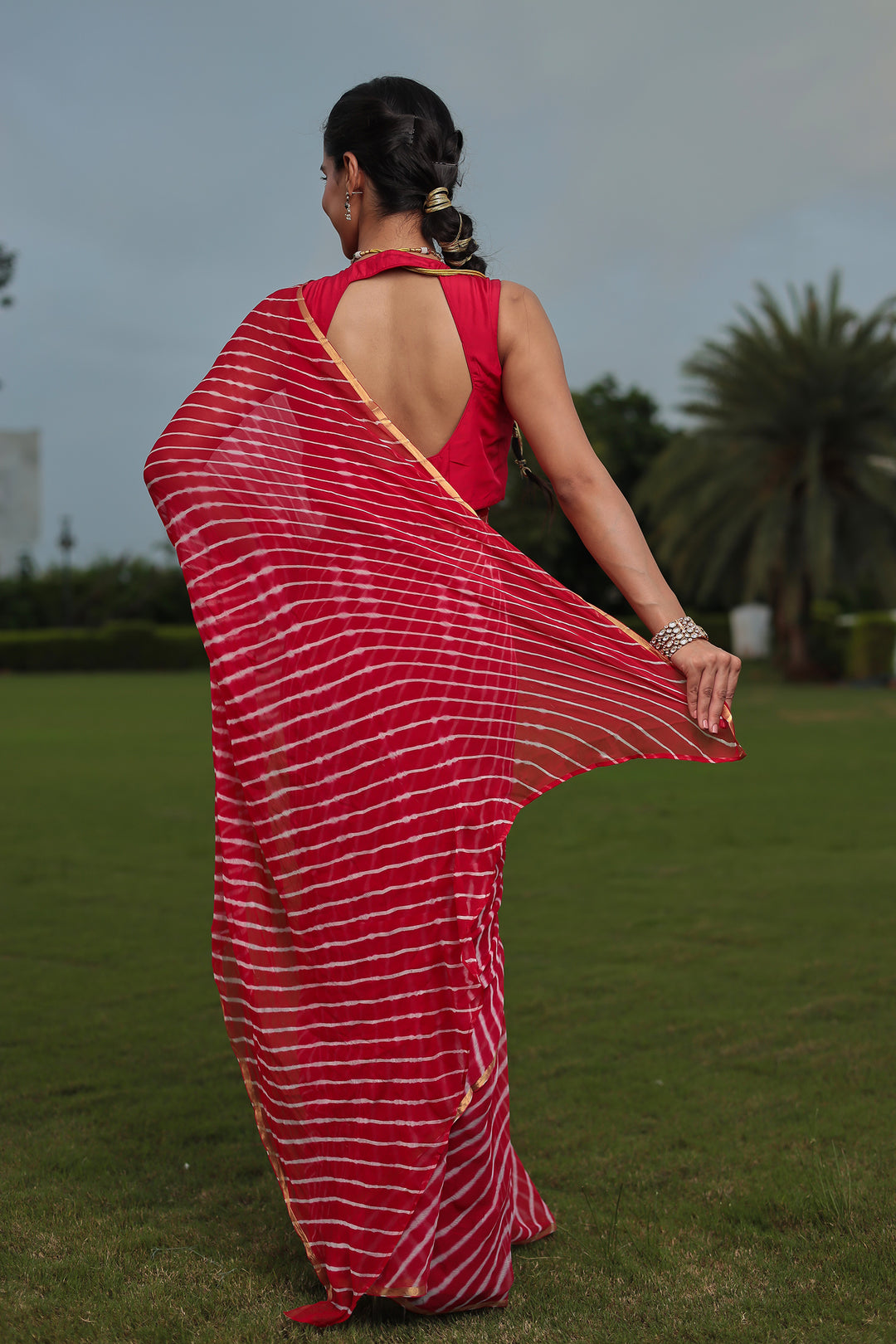 Leheriya Chiffon Saree with Zari Border