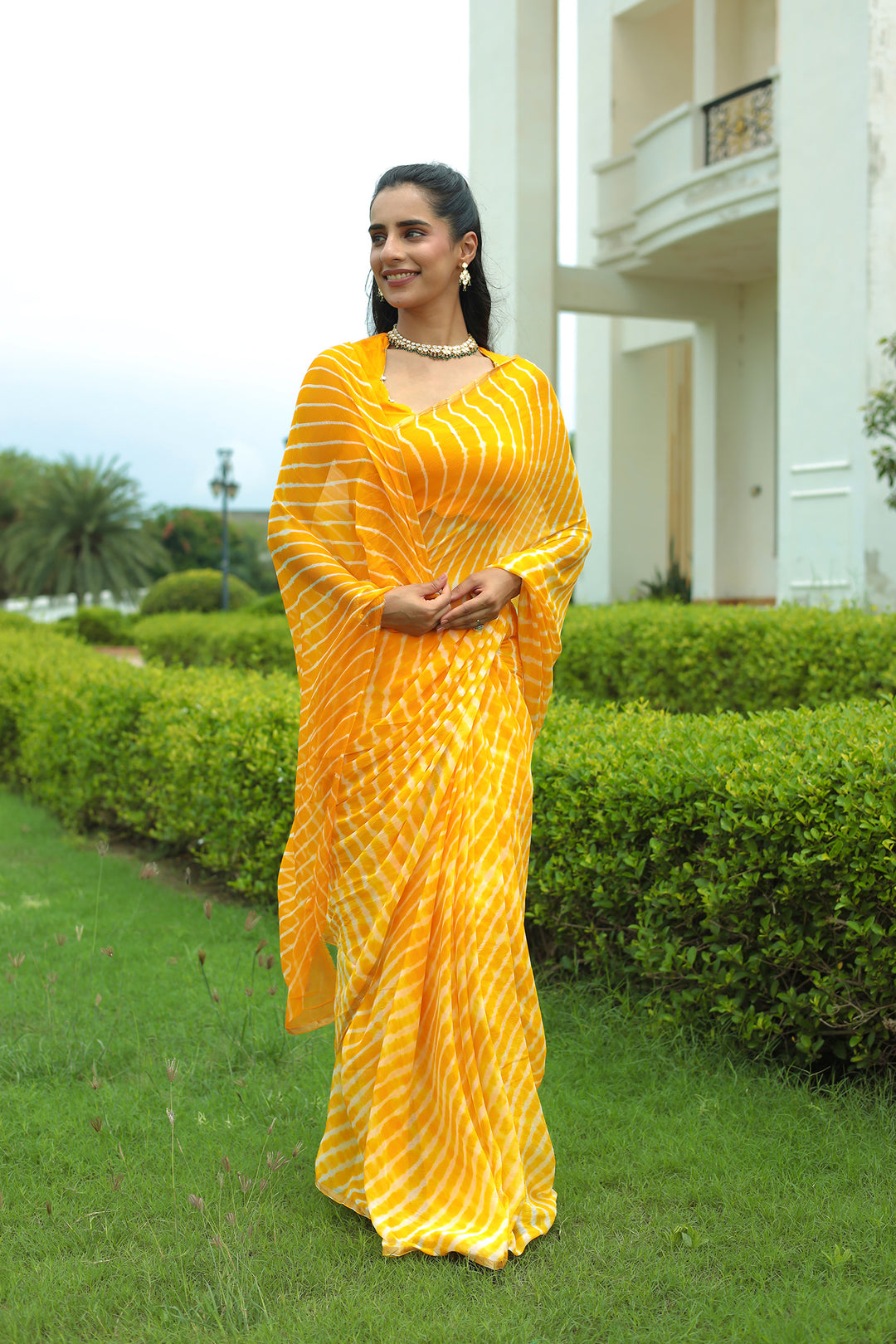 Leheriya Chiffon Saree with Zari border