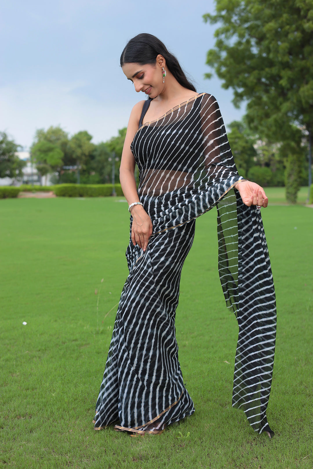 Leheriya Chiffon Saree with Zari border