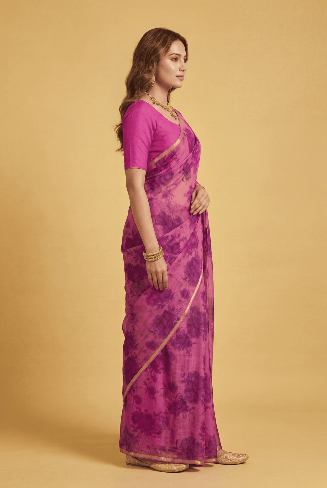 Printed Chiffon Saree with Zari work.