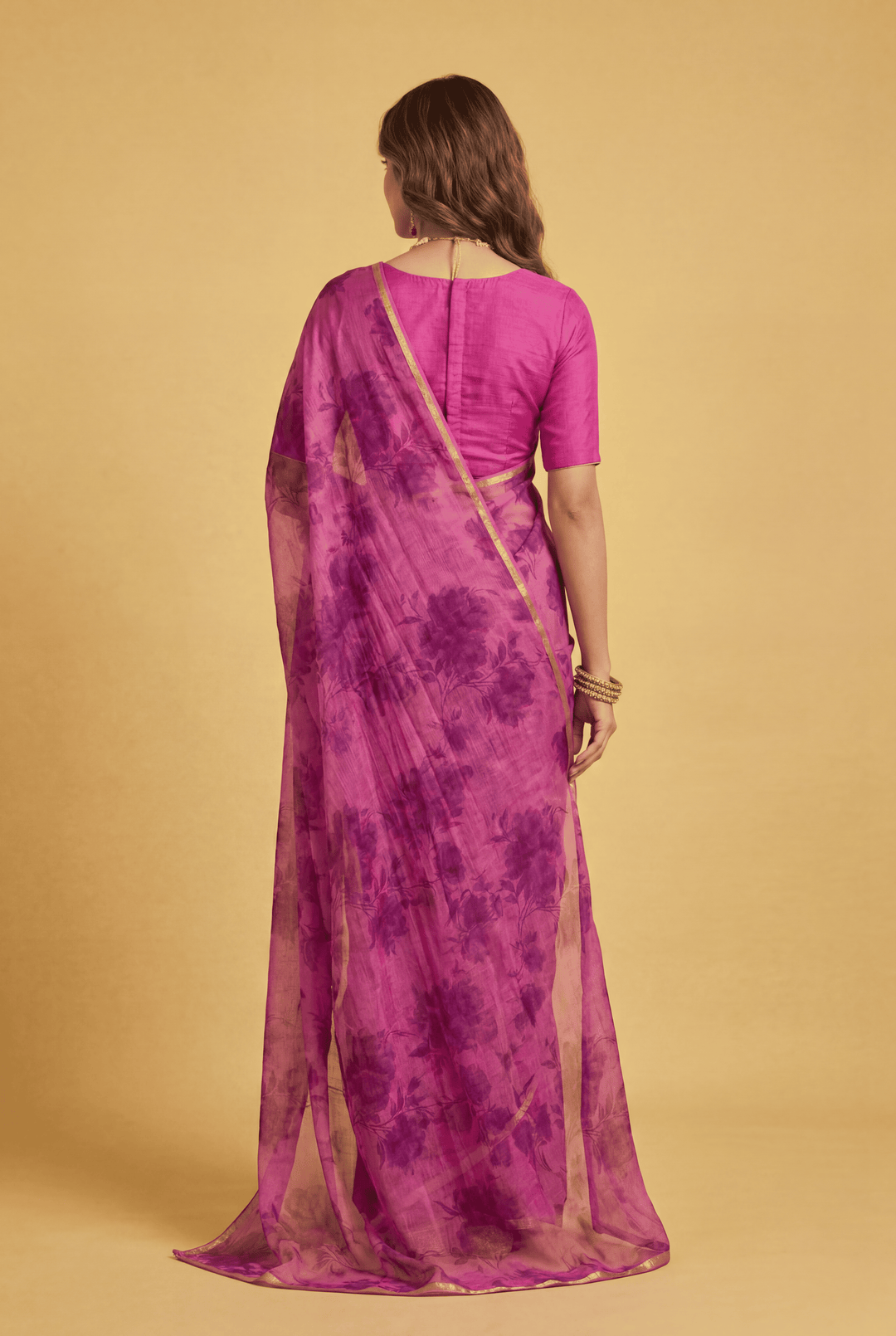 Printed Chiffon Saree with Zari work.