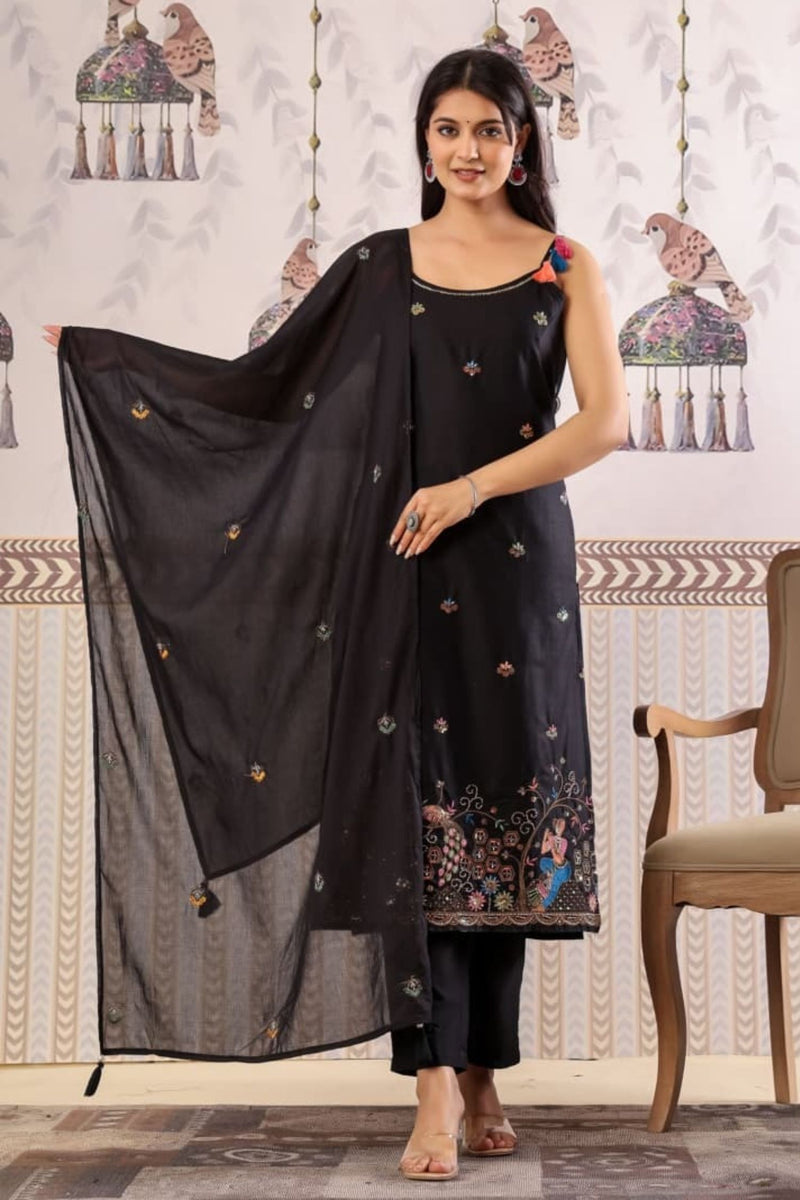 Cotton Kurta with Cutdana, Sequins, Thread work.