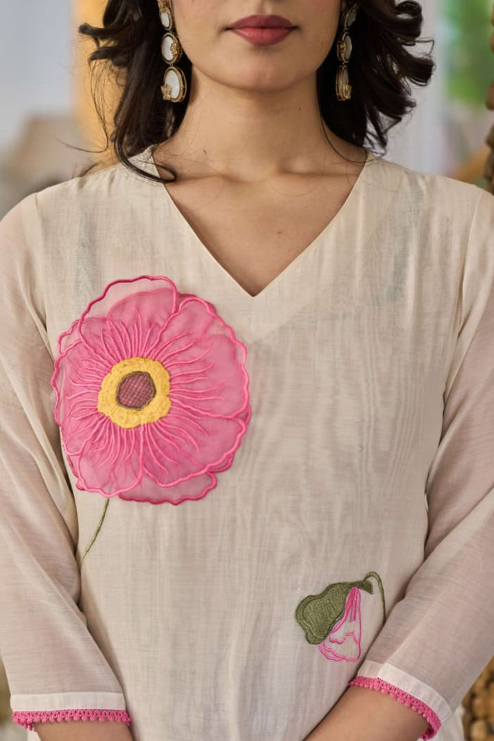 Chanderi cotton Kurta with Thread work.