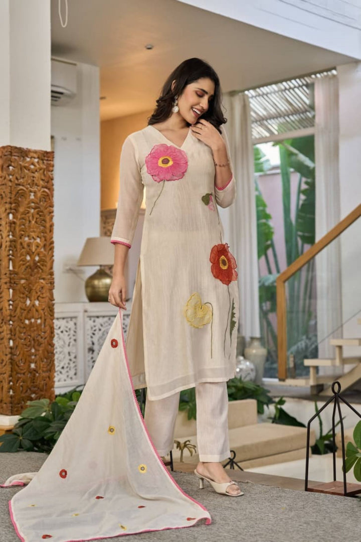 Chanderi cotton Kurta with Thread work.
