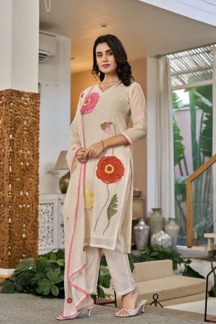 Chanderi cotton Kurta with Thread work.